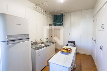 Apartamento à venda com 314m², 3 quartos e 3 vagas Apartamento à venda com 314m², 3 quartos e 3 vagasÁrea de Serviço