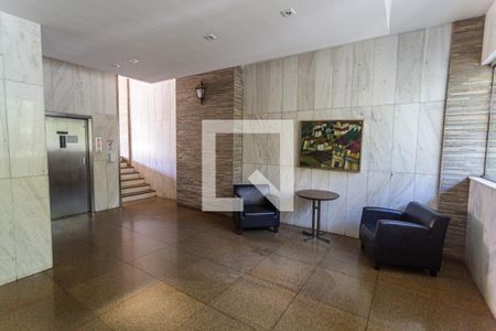 Apartamento à venda com 314m², 3 quartos e 3 vagas Apartamento à venda com 314m², 3 quartos e 3 vagasHall de Entrada