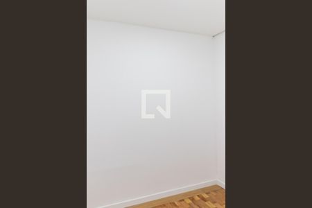 Apartamento à venda com 140m², 3 quartos e 2 vagas Apartamento à venda com 140m², 3 quartos e 2 vagasQuarto de Serviço