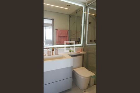 Studio à venda com 47m², 1 quarto e 1 vaga Studio à venda com 47m², 1 quarto e 1 vagaBanheiro