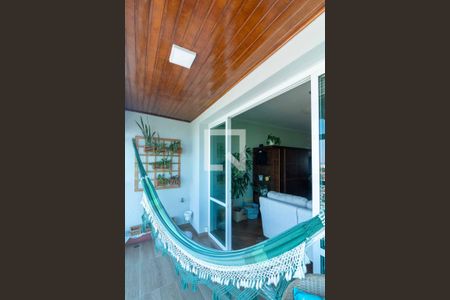 Apartamento à venda com 115m², 3 quartos e 2 vagas Apartamento à venda com 115m², 3 quartos e 2 vagasVaranda da Sala