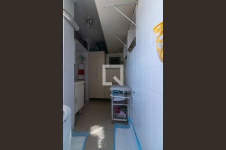 Apartamento à venda com 115m², 3 quartos e 2 vagas Apartamento à venda com 115m², 3 quartos e 2 vagasÁrea de Serviço
