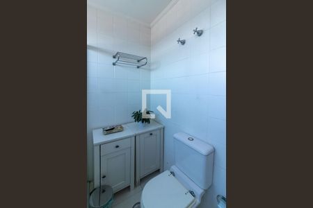 Apartamento à venda com 115m², 3 quartos e 2 vagas Apartamento à venda com 115m², 3 quartos e 2 vagasBanheiro da Suíte
