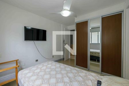 Casa de condomínio à venda com 220m², 4 quartos e 4 vagas Casa de condomínio à venda com 220m², 4 quartos e 4 vagasSuíte Canadense 1