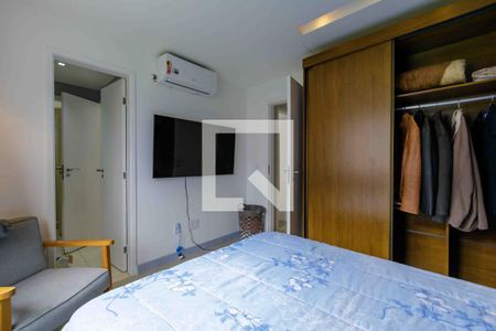 Casa de condomínio à venda com 220m², 4 quartos e 4 vagas Casa de condomínio à venda com 220m², 4 quartos e 4 vagasSuíte Canadense 2