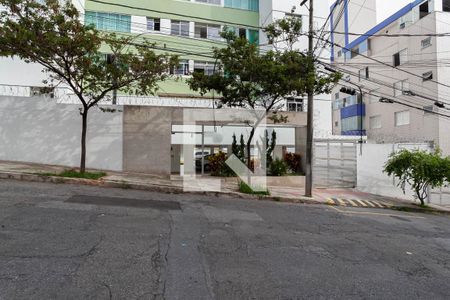 Apartamento à venda com 73m², 3 quartos e 2 vagasFachada