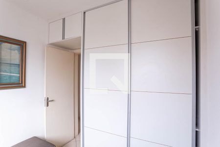 Apartamento à venda com 73m², 3 quartos e 2 vagasQuarto 2