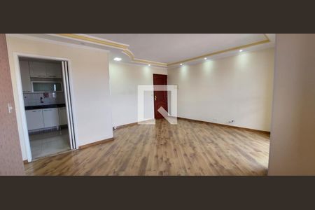 Sala de apartamento para alugar com 2 quartos, 70m² em Vila Luzita, Santo André