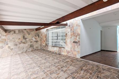 Casa à venda com 300m², 4 quartos e 2 vagas Casa à venda com 300m², 4 quartos e 2 vagasGaragem