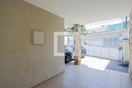 Casa à venda com 253m², 3 quartos e 1 vaga Casa à venda com 253m², 3 quartos e 1 vagaGaragem