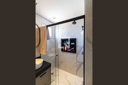 Apartamento à venda com 120m², 3 quartos e 2 vagas Apartamento à venda com 120m², 3 quartos e 2 vagasBanheiro da Suíte 1