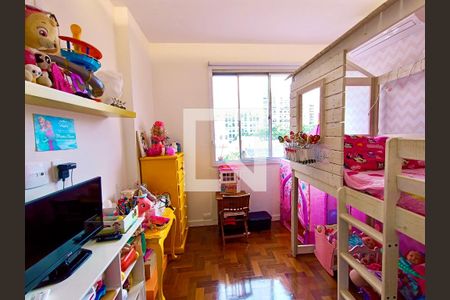 Apartamento à venda com 105m², 3 quartos e 2 vagasQuarto 1