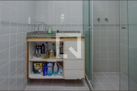 Apartamento à venda com 65m², 2 quartos e 1 vaga Apartamento à venda com 65m², 2 quartos e 1 vagaBanheiro