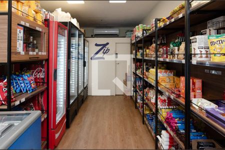 Apartamento à venda com 65m², 2 quartos e 1 vaga Apartamento à venda com 65m², 2 quartos e 1 vagaÁrea comum