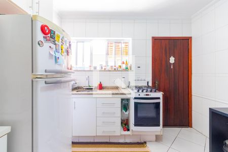 Casa à venda com 124m², 2 quartos e 2 vagas Casa à venda com 124m², 2 quartos e 2 vagasCozinha