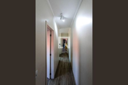 Casa à venda com 145m², 4 quartos e 2 vagas Casa à venda com 145m², 4 quartos e 2 vagascorredor