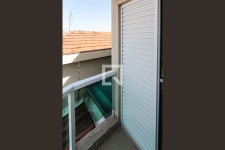 Casa à venda com 145m², 4 quartos e 2 vagas Casa à venda com 145m², 4 quartos e 2 vagasVaranda