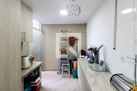 Casa à venda com 145m², 4 quartos e 2 vagas Casa à venda com 145m², 4 quartos e 2 vagasÁrea de Serviço