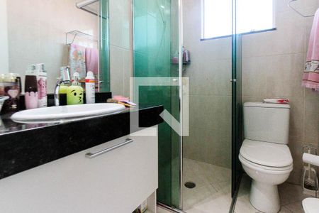 Casa à venda com 145m², 4 quartos e 2 vagas Casa à venda com 145m², 4 quartos e 2 vagasCloset Suite 03