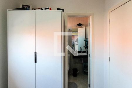 Casa à venda com 145m², 4 quartos e 2 vagas Casa à venda com 145m², 4 quartos e 2 vagasSuite 02