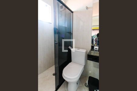 Casa à venda com 145m², 4 quartos e 2 vagas Casa à venda com 145m², 4 quartos e 2 vagasBanheiro da Suite 02