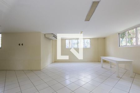 Apartamento à venda com 66m², 2 quartos e 1 vagaÁrea comum - Salão de festas