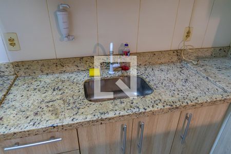 Sala/Cozinha de apartamento para alugar com 2 quartos, 62m² em Jardim Antonio Von Zuben, Campinas