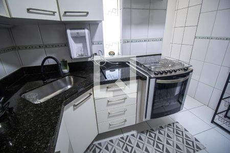 Apartamento à venda com 65m², 2 quartos e 1 vaga Apartamento à venda com 65m², 2 quartos e 1 vagaCozinha