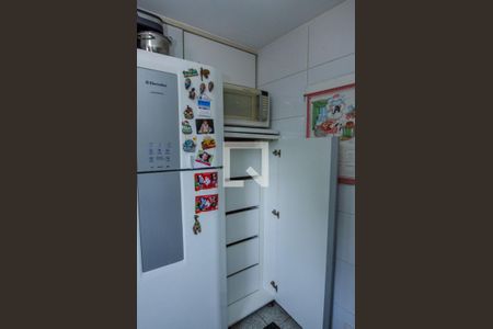 Apartamento à venda com 150m², 3 quartos e 2 vagas Apartamento à venda com 150m², 3 quartos e 2 vagasCozinha