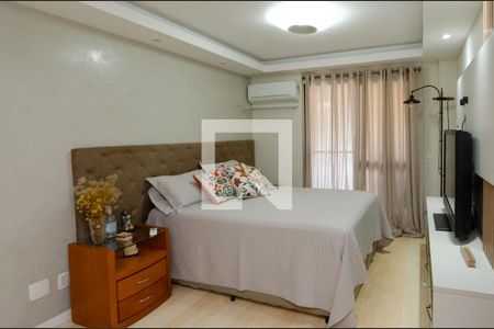 Apartamento à venda com 150m², 3 quartos e 2 vagas Apartamento à venda com 150m², 3 quartos e 2 vagasSuite