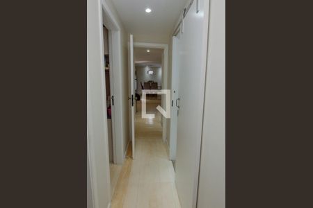 Apartamento à venda com 150m², 3 quartos e 2 vagas Apartamento à venda com 150m², 3 quartos e 2 vagasCorredor