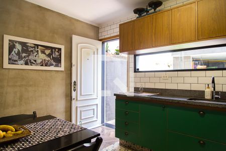 Casa à venda com 160m², 3 quartos e 1 vaga Casa à venda com 160m², 3 quartos e 1 vagaCozinha