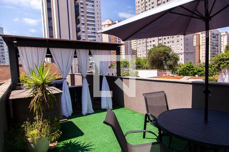 Casa à venda com 160m², 3 quartos e 1 vaga Casa à venda com 160m², 3 quartos e 1 vagaTerraço