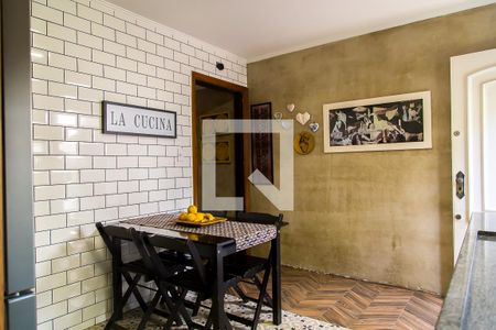 Casa à venda com 160m², 3 quartos e 1 vaga Casa à venda com 160m², 3 quartos e 1 vagaCozinha