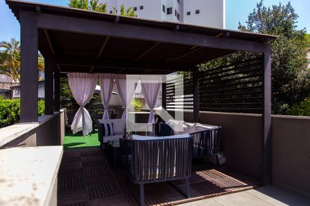 Casa à venda com 160m², 3 quartos e 1 vaga Casa à venda com 160m², 3 quartos e 1 vagaTerraço