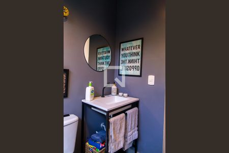 Casa à venda com 160m², 3 quartos e 1 vaga Casa à venda com 160m², 3 quartos e 1 vagaBanheiro da Edícula