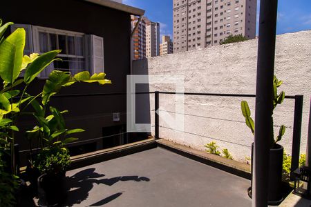 Casa à venda com 160m², 3 quartos e 1 vaga Casa à venda com 160m², 3 quartos e 1 vagaVaranda da Sala da Edícula