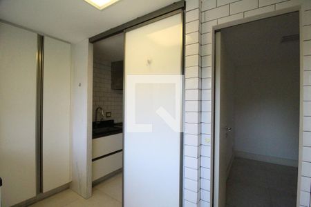 Apartamento à venda com 150m², 4 quartos e 2 vagasÁrea de serviço