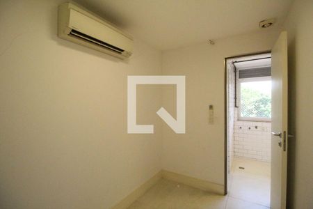 Apartamento à venda com 150m², 4 quartos e 2 vagasÁrea de serviço - Quarto