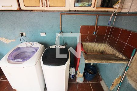 Casa à venda com 145m², 3 quartos e 2 vagasÁrea de Serviço