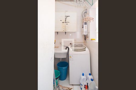 Apartamento à venda com 62m², 2 quartos e 1 vaga Apartamento à venda com 62m², 2 quartos e 1 vagaÁrea de Serviço