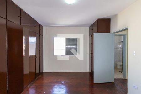 Casa à venda com 200m², 3 quartos e 1 vaga Casa à venda com 200m², 3 quartos e 1 vagaSuíte