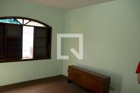 Casa à venda com 140m², 3 quartos e 2 vagas Casa à venda com 140m², 3 quartos e 2 vagasSuíte