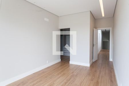 Casa de condomínio à venda com 453m², 4 quartos e 4 vagas Casa de condomínio à venda com 453m², 4 quartos e 4 vagassuite master