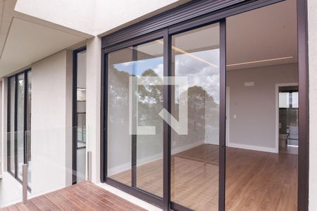 Casa de condomínio à venda com 453m², 4 quartos e 4 vagas Casa de condomínio à venda com 453m², 4 quartos e 4 vagasvaranda suite 1