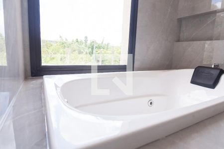 Casa de condomínio à venda com 453m², 4 quartos e 4 vagas Casa de condomínio à venda com 453m², 4 quartos e 4 vagasbanheiro suite master