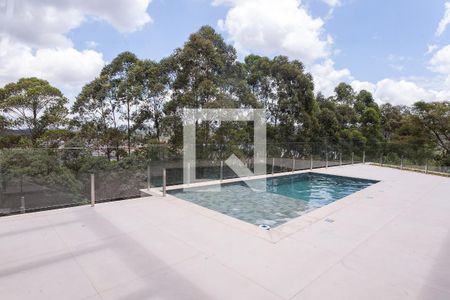 Casa de condomínio à venda com 453m², 4 quartos e 4 vagas Casa de condomínio à venda com 453m², 4 quartos e 4 vagasPiscina