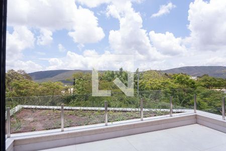 Casa de condomínio à venda com 453m², 4 quartos e 4 vagas Casa de condomínio à venda com 453m², 4 quartos e 4 vagasvaranda suite master