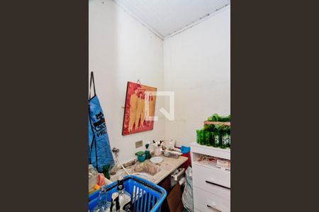 Casa à venda com 120m², 2 quartos e 2 vagas Casa à venda com 120m², 2 quartos e 2 vagasEdícula