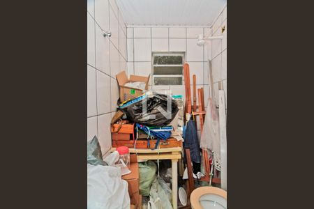 Casa à venda com 120m², 2 quartos e 2 vagas Casa à venda com 120m², 2 quartos e 2 vagasEdícula - banheiro